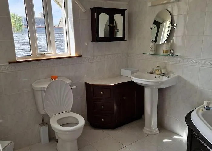 The Wood Grange בית נופש