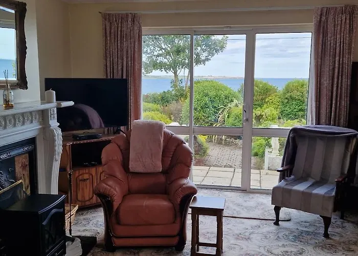 The Wood Grange * Woodvillage