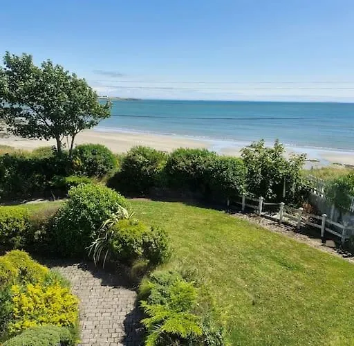 The Wood Grange בית נופש *